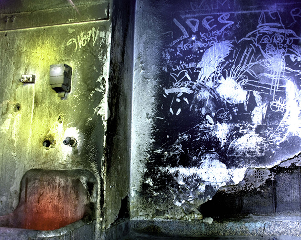 Graffiti Washroom -1