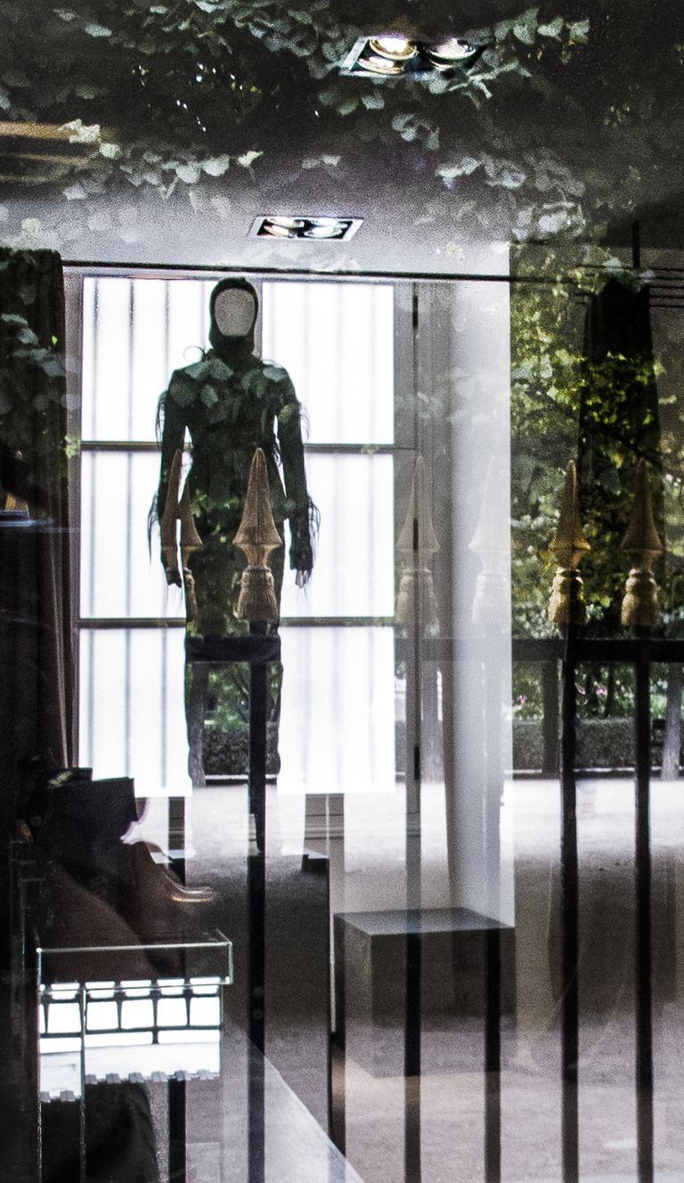 Mystery Mannequin, Paris