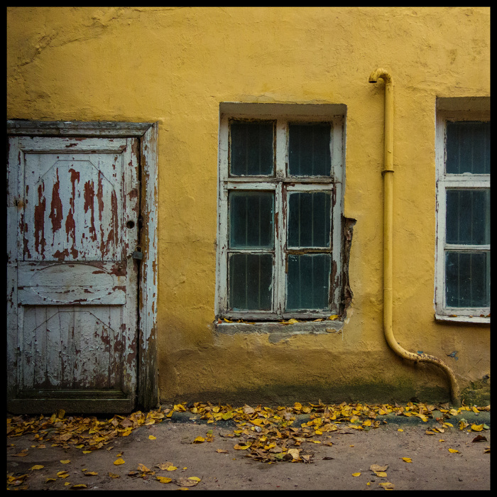 moscow. yellow album 13