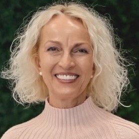 OLENA CHERNIAVSKA