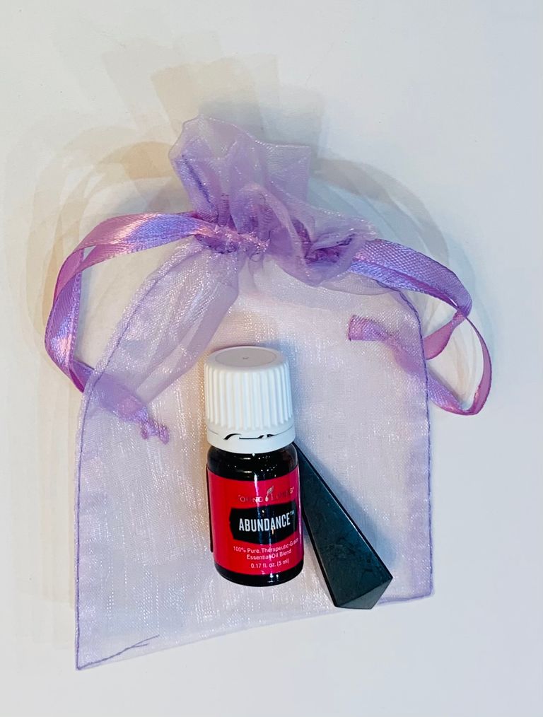 1st Root Chakra Balancing Set - Abundance Oil Blend and Protective Pendant