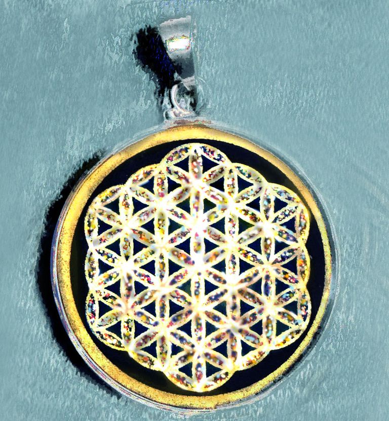 Sacred Geometry FLOWER of LIFE on Black Tourmaline 925 silver casing